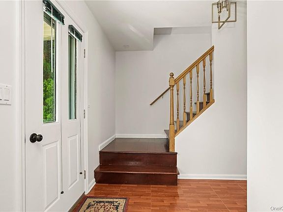 2nd image of 64 Greenvale Cir