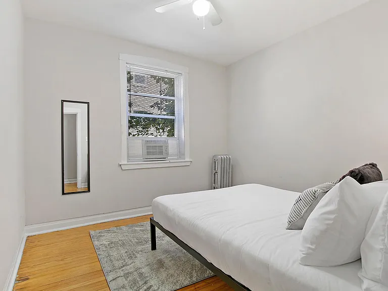 1414-24 W. Devon Ave./6407-09 N. Newgard — Photo 11