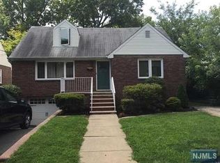 450 Elizabeth St #450, Fort Lee, NJ 07024