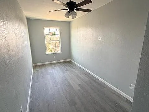 703 Rev R A Abercrombie Dr #B — Photo 5