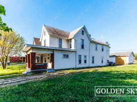 2207 S Walnut St, Muncie, IN