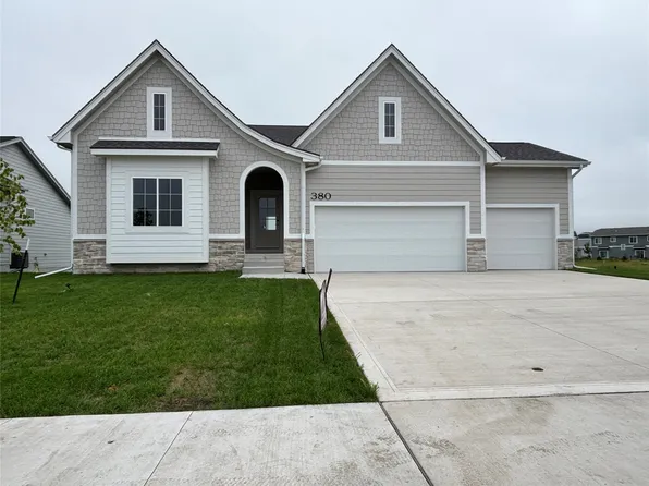 380 NW Ryder Dr, Waukee, IA 50263