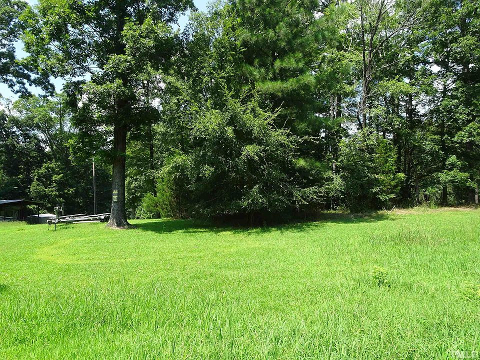 1st image of 325 Little Rosewood Ln