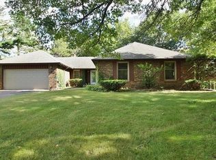 1999 17th St NW, New Brighton, MN 55112