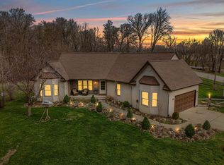 298 Knollwood Ct, Coldwater, MI 49036