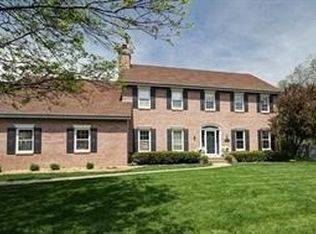 5866 Tree Line Dr, Fitchburg, WI 53711