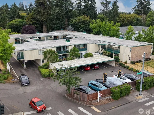 10430 Gravelly Lake Drive SW #42, Lakewood, WA 98499