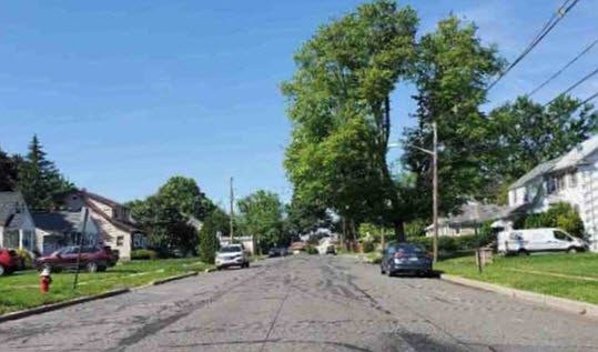 2nd image of 547 W 9th Ave