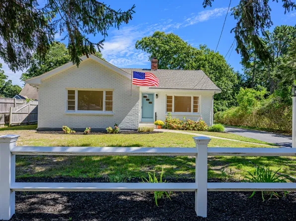 129 Belmont Road, West Harwich, MA 02671