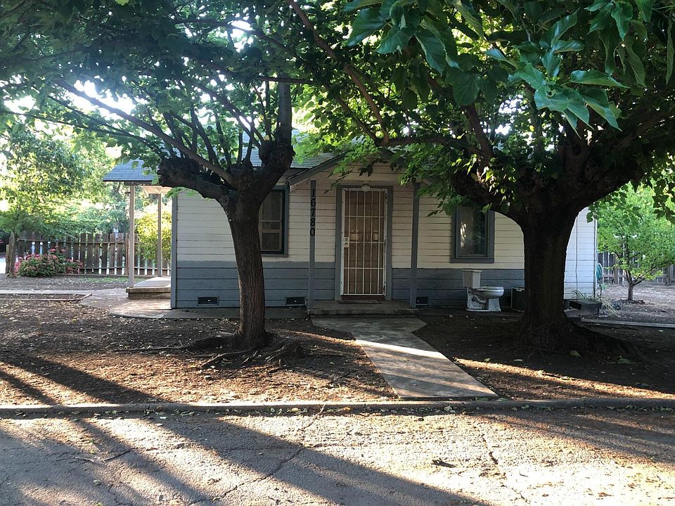 1st image of 16780 McGraw Ave