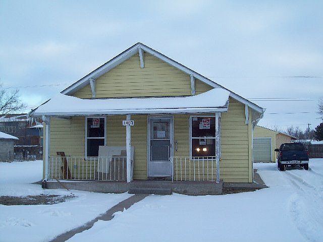 1st image of 1407 W 9th St