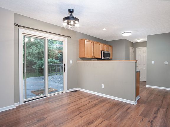 5th image of 661 Norfolk Sq N