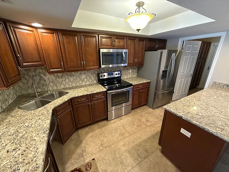 790 E Gilchrist Ct #2B — Photo 2