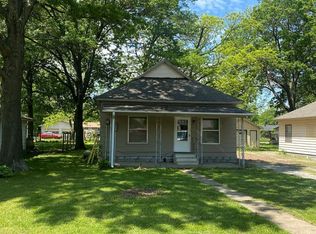 118 S High St, Arma, KS 66712