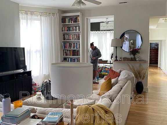 2nd image of 1601 Hanover Ave #2