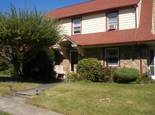 527 Windermere Ave, Drexel Hill, PA 19026