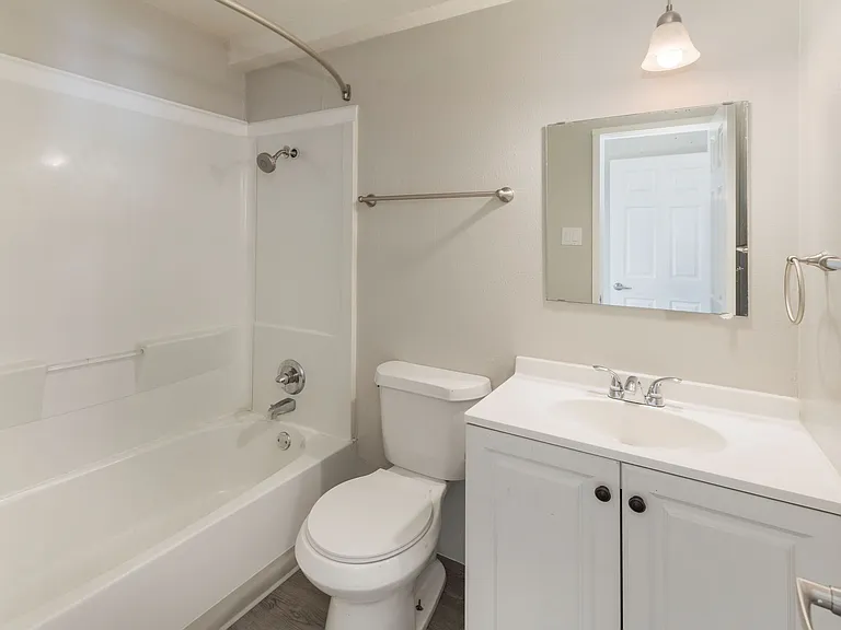 The Lofts at Rock Vue — Photo 10