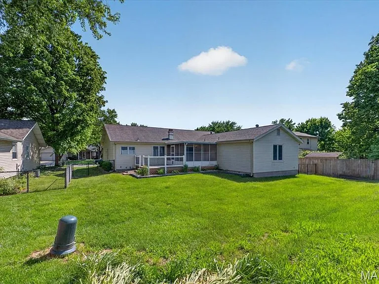 4038 N Bridge Dr — Photo 26