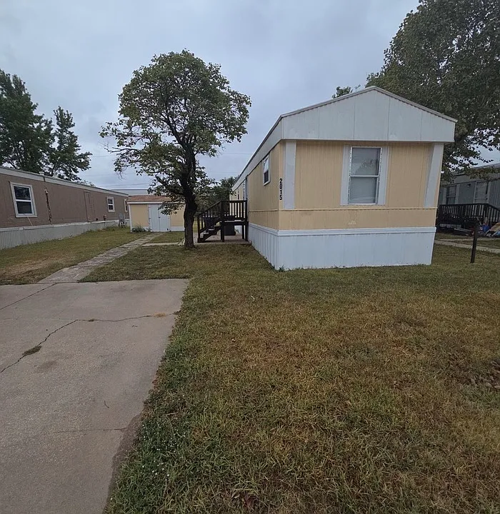 2015 W 3rd St