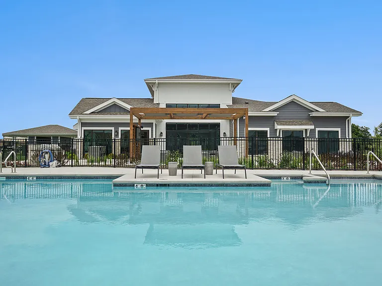 Seasons at Plainfield Resort Style Pool