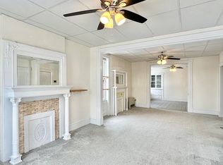 270 8th St FLOOR 2, Troy, NY 12180