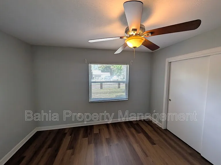 1510 E Shadowlawn Ave — Photo 14