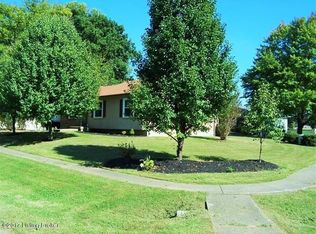 3605 Seckel Rd, Louisville, KY 40218