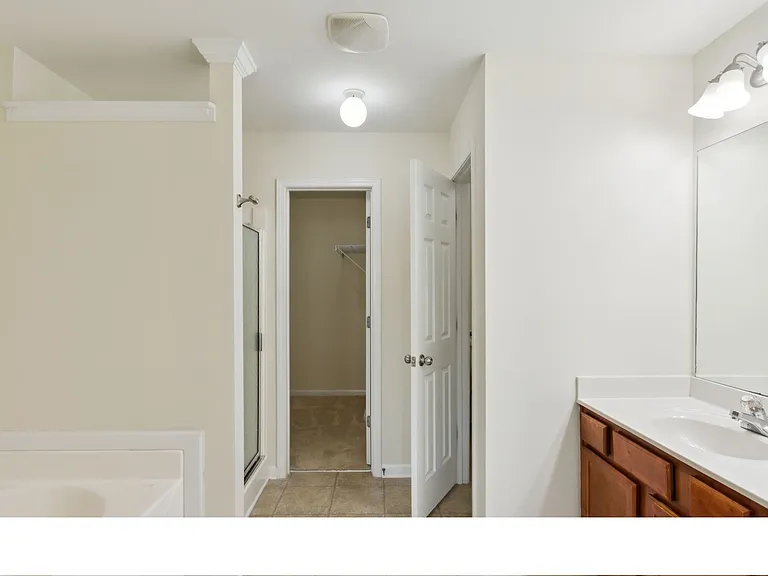 1652 Coleville Oak Ln — Photo 25