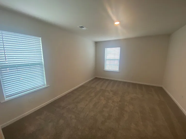 1754 Bright Hope Ln — Photo 11
