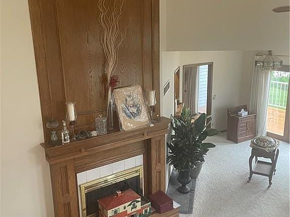 5th image of 1129 NE Waterfield Village Dr