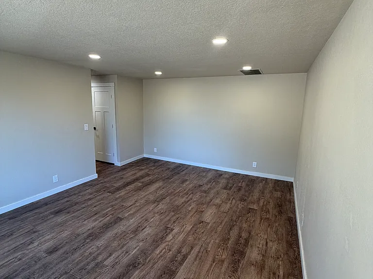 23157 Maverick Ln — Photo 7