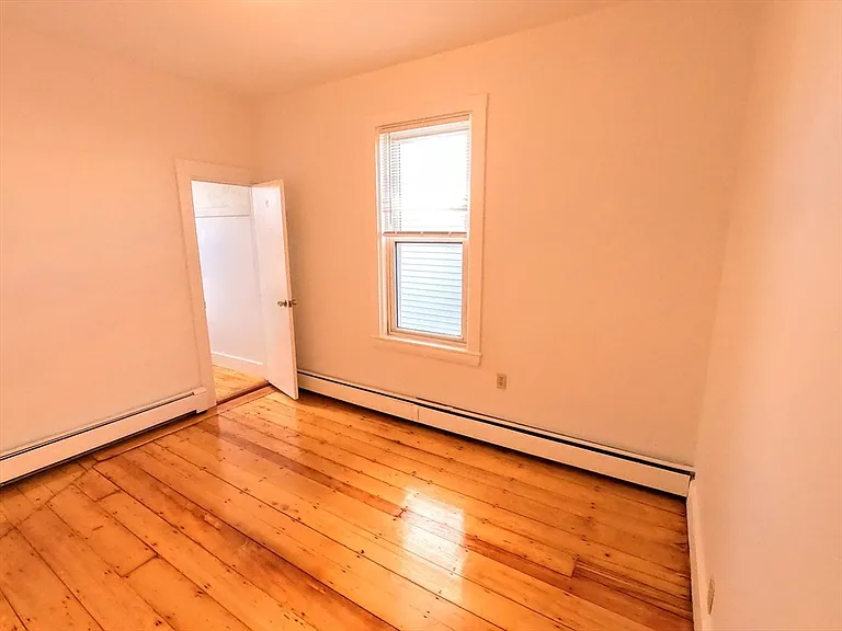 90 Wenham St #3 — Photo 3