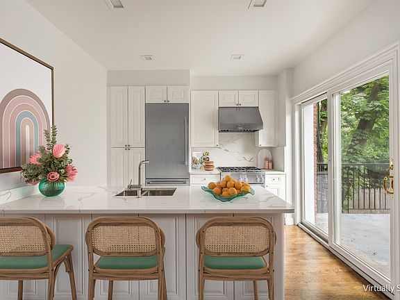 5th image of 300 Clifton Pl #1