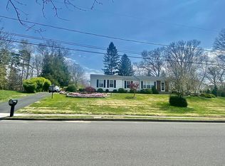 2 Lori Ln, Howell, NJ 07731