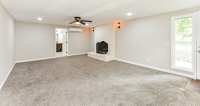 2362 Macon Dr SW — Photo 6