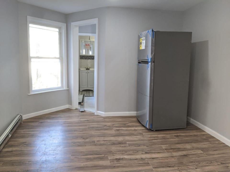 2nd image of 174 Hopkins Ave APT 1C