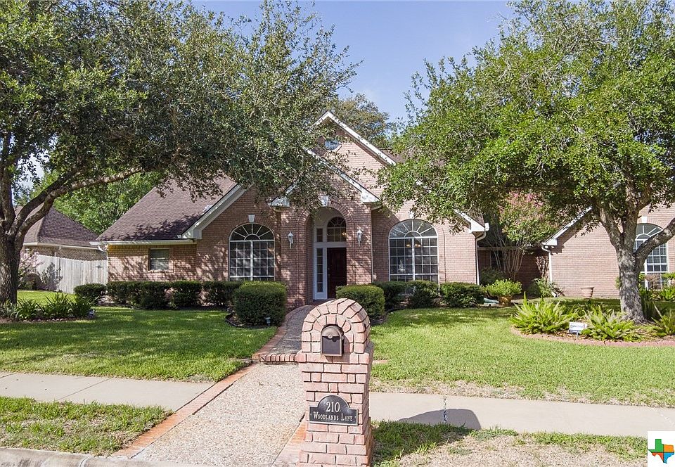 210 Woodlands Ln, Victoria, TX 77904 Zillow
