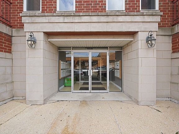 2nd image of 6238 26th St Unit 503