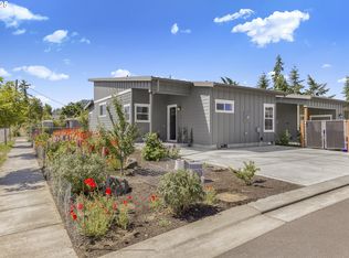 316 19th St, Springfield, OR 97477