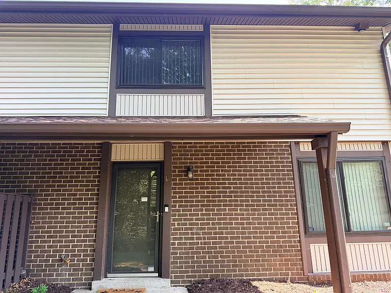 11 Cable Hollow Way #C-12 — Photo 1