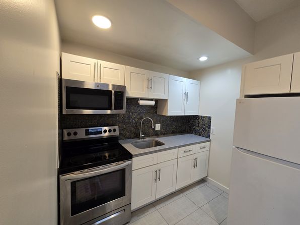 584 Main St UNIT 7