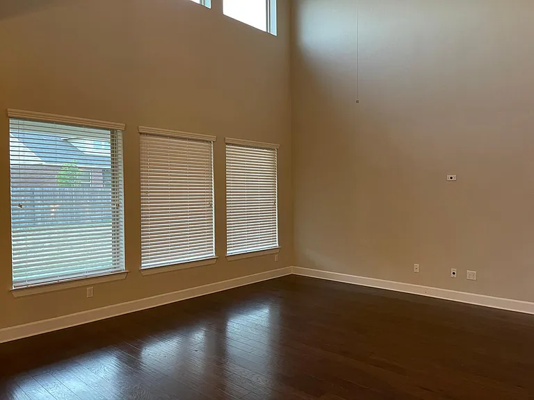 20716 Song Bird Dr — Photo 8