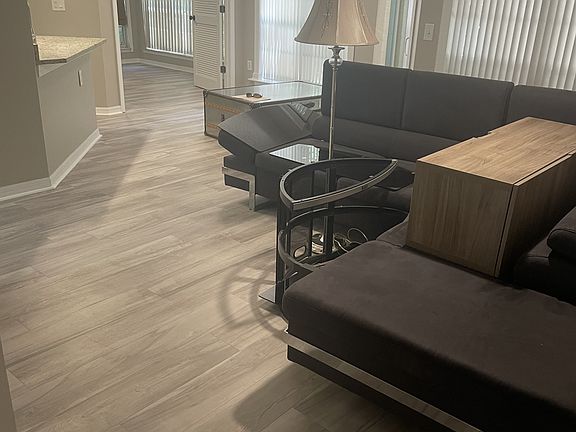 3rd image of 4671 Pembrook Pl