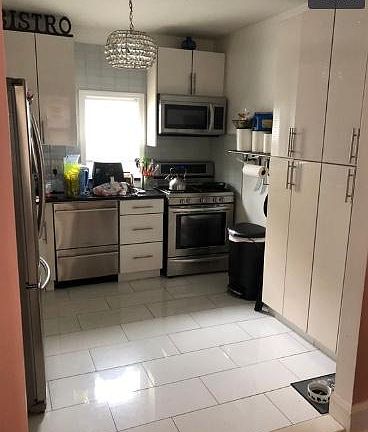 3rd image of 482 Oakland Ave #1