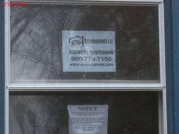2nd image of 540 Camp St
