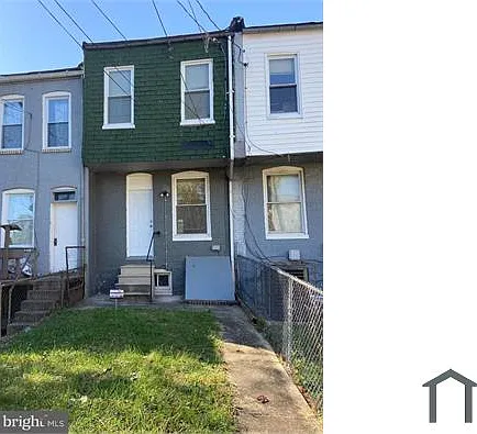 213 S Hilton St — Photo 9