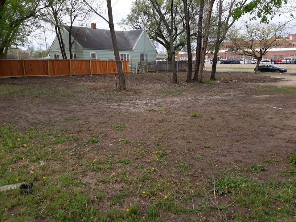 2nd image of 532 N Piatt Ave