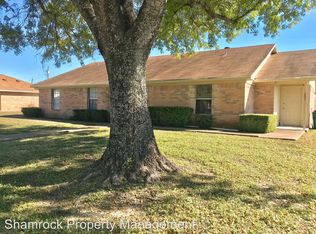 201 Sam Dr, Robinson, TX 76706