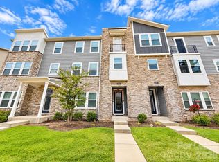 2322 Aria Park Dr, Charlotte, NC 28262