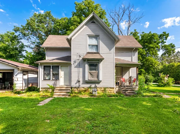 101 W 2nd St, Lindenwood, IL 61049